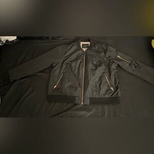 Women’s Lane Bryant classic satiny bomber jacket with gold zippers in size 14/16